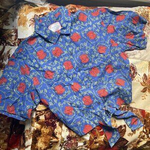 NWT cotton blue floral short sleeve button up collared blouse